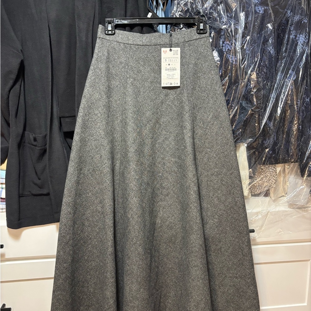 Zara Gray Maxi Skirt